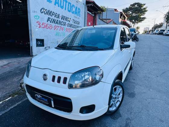 FIAT UNO 1.4 EVO SPORTING 8V FLEX 4P MANUAL FIAT UNO 1.4 EVO SPORTING 8V FLEX 4P MANUAL